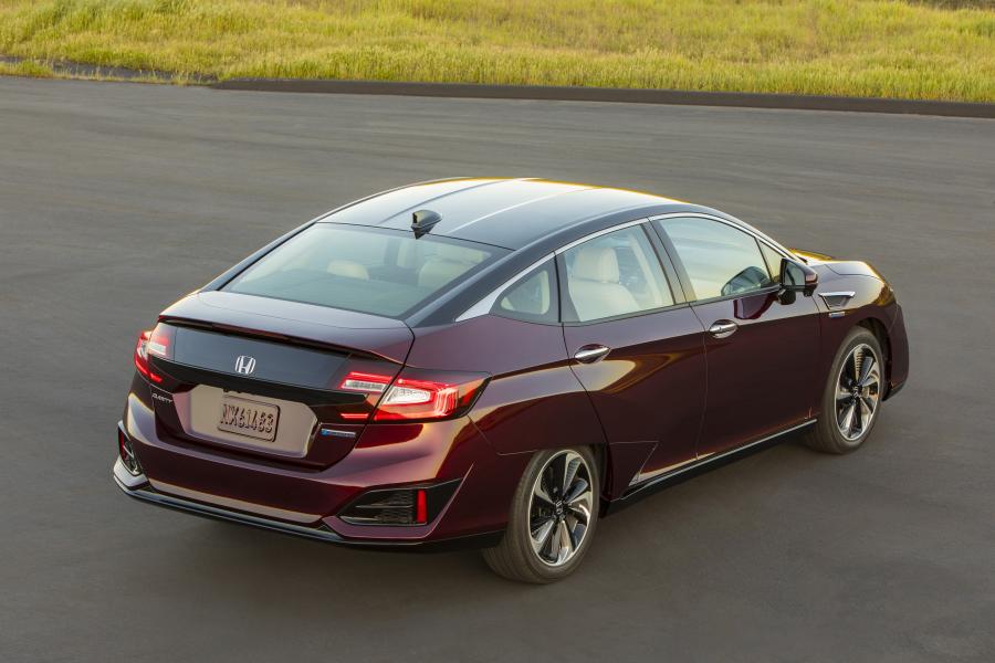  Honda Clarity Fuel Cell 2016 года  (US) (фото 34 из 40)